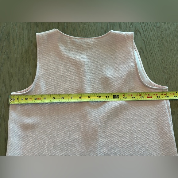 THEORY Antazie Top SMALL Lavender Sleeveless Textured V Neck blouse $185 Shell - Picture 6 of 15